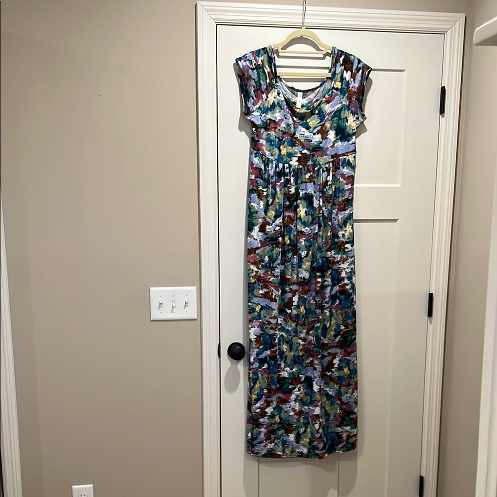 24/7 Comfort Apparel Blue and Green Maxi Dress with Scoop Neck